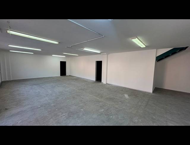 448M² WAREHOUSE TO LET IN LINBRO PARK
